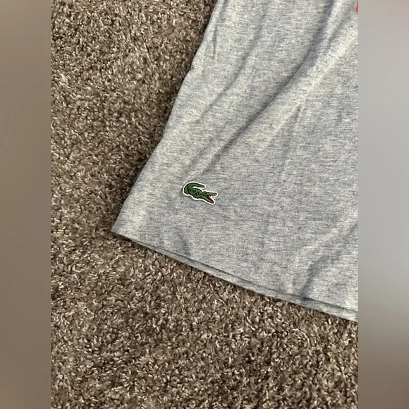 Lacoste short sleeve gray T-shirt ‘live live live’ red, white, & blue medium - Picture 4 of 13